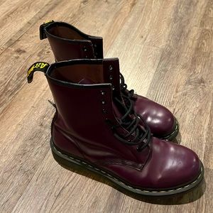 Good condition authentic doc martens!!
